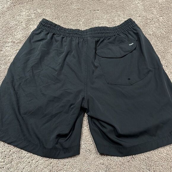 Elastic waist Hurley Swim Shorts! Size XL - Picture 4 of 7